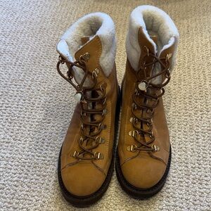 Stuart Weitzman Shearling-Lined Hiking Boots (Tan Suede, Size 7.5B)